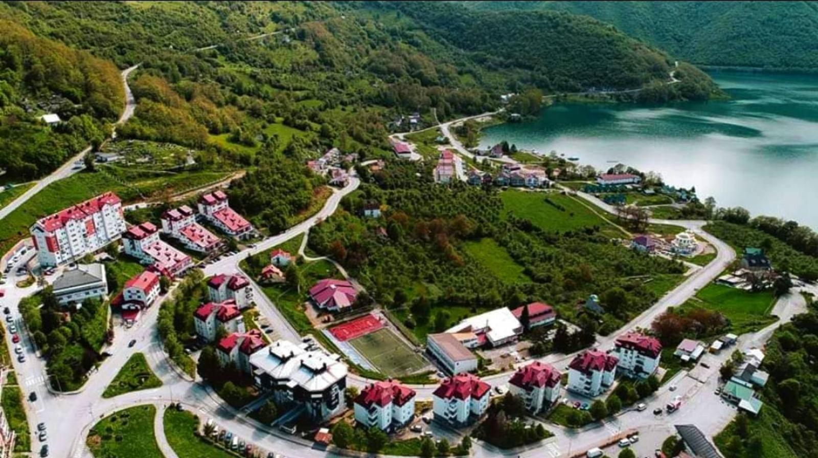 Apartmani Lena 플루지네 외부 사진